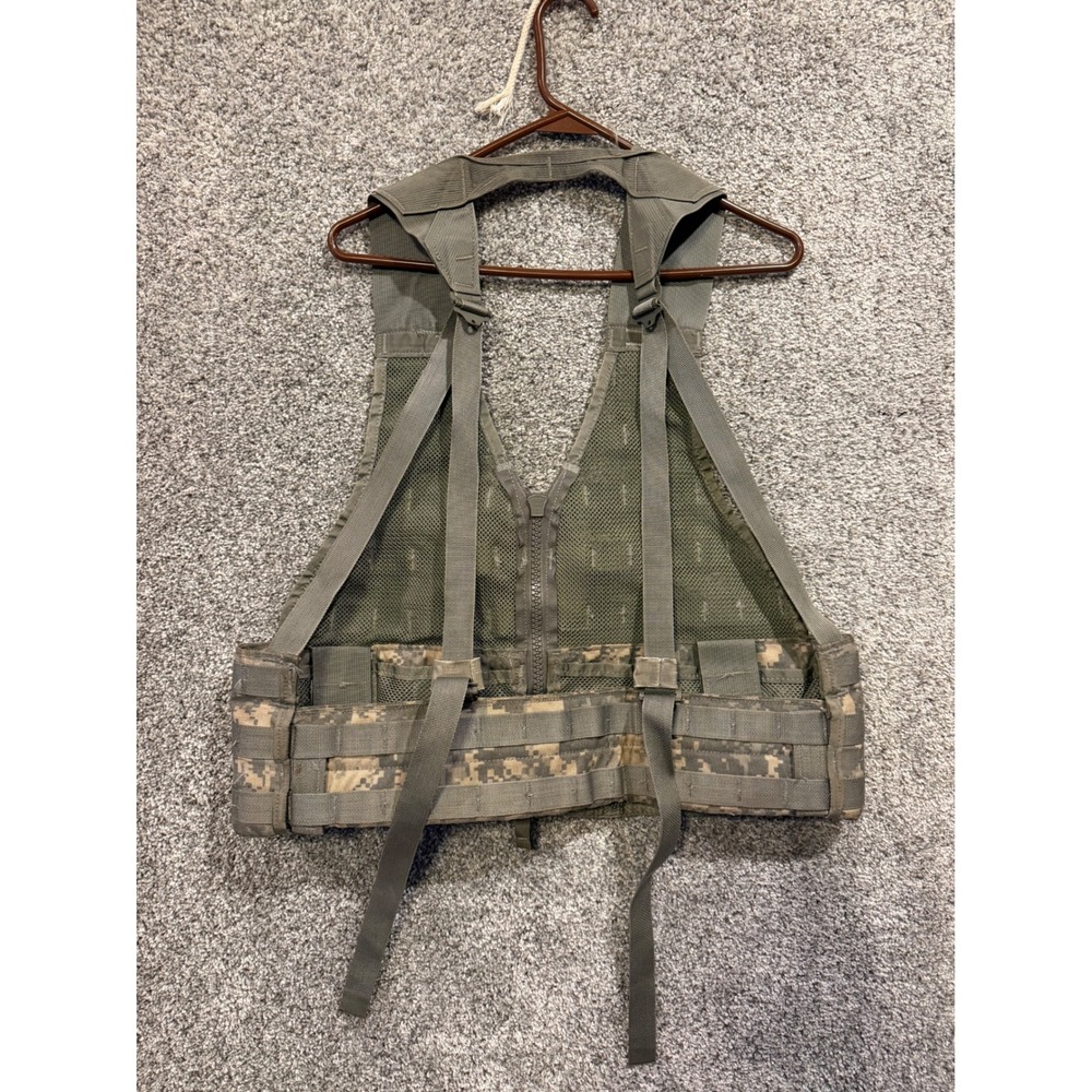 Michael Bianco Tactical Vest Men OS Green MOLLE II Fighting Load Carrier UCP Cam - Picture 4 of 7